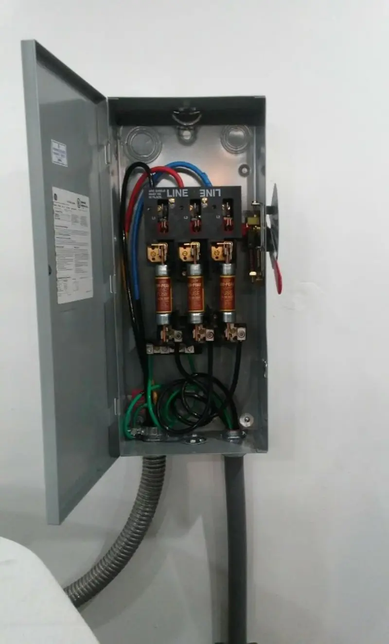 Three-phase disconnect switch installed for Smoke Detector Installation in Azusa